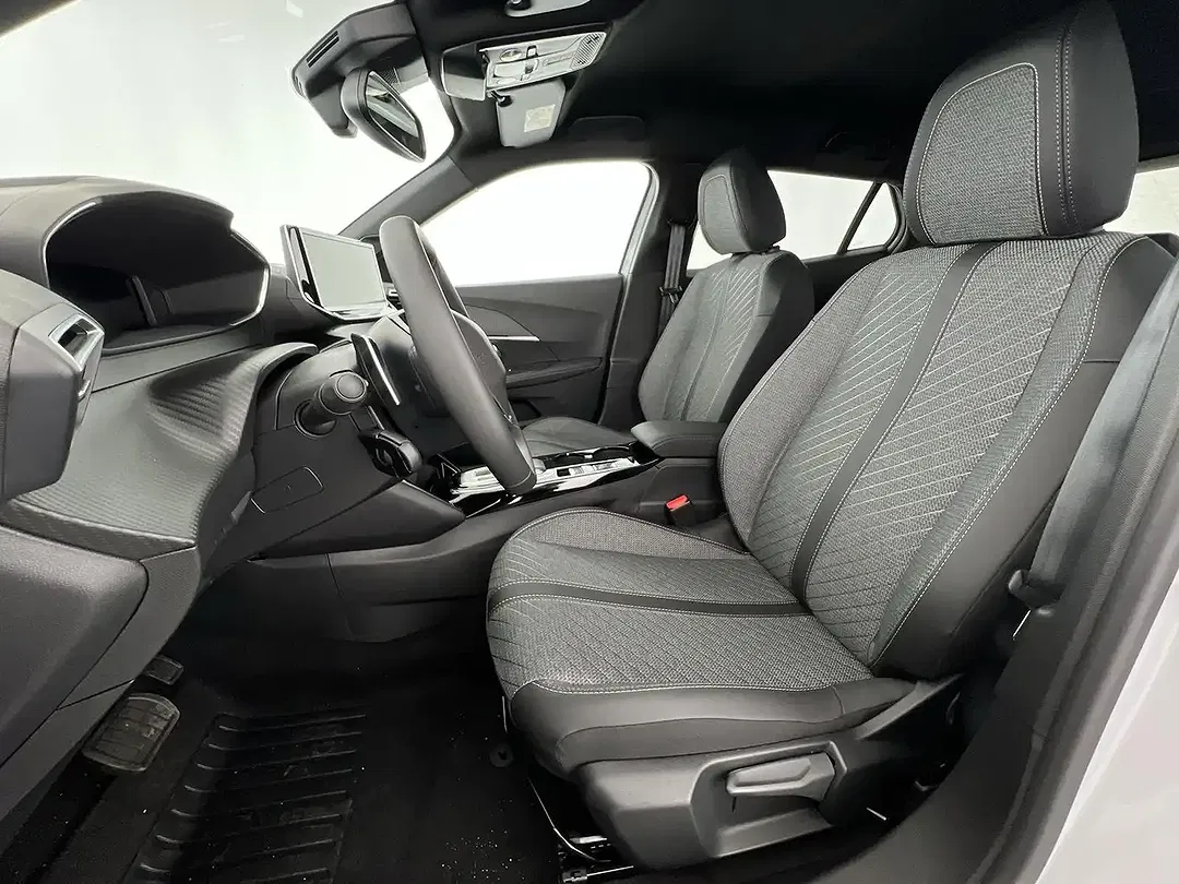 Peugeot 2008 - Thumbnail 7