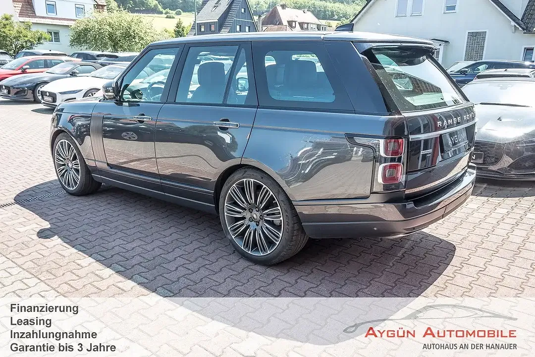 Land Rover Range Rover - Thumbnail 4