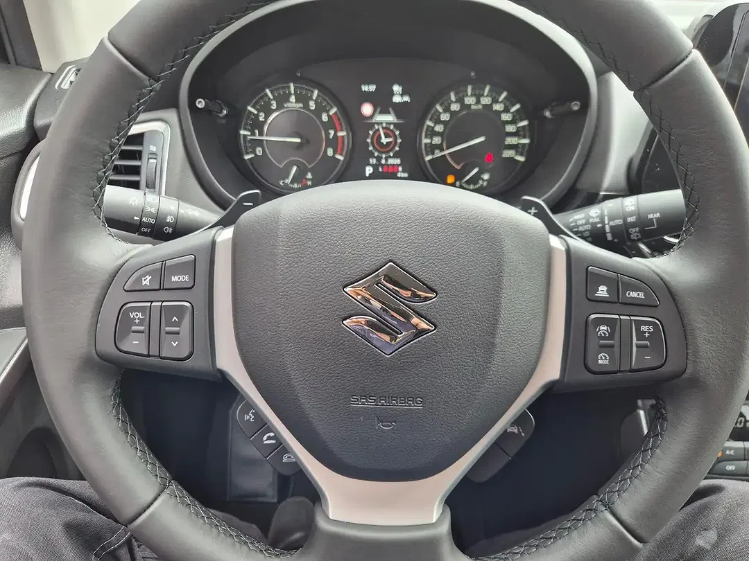 Suzuki S-Cross - Thumbnail 15