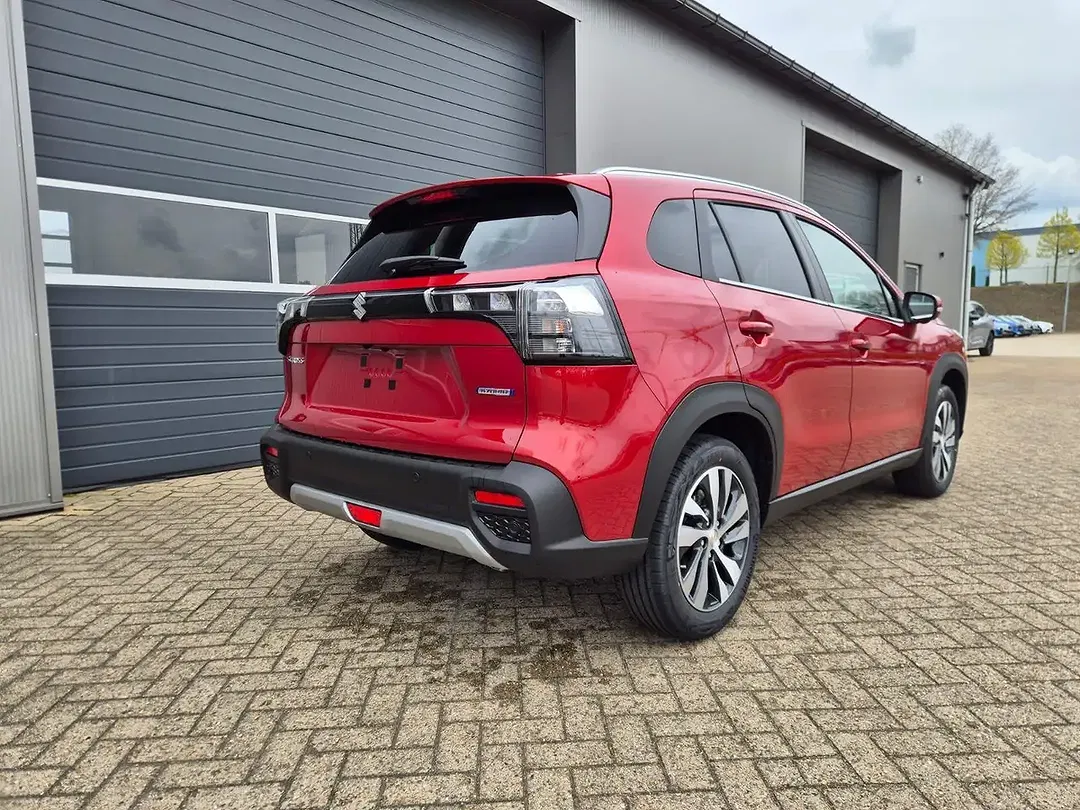 Suzuki S-Cross - Thumbnail 5