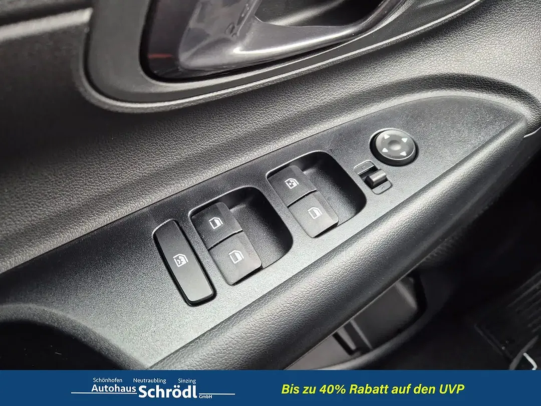 Hyundai i20 - Thumbnail 13