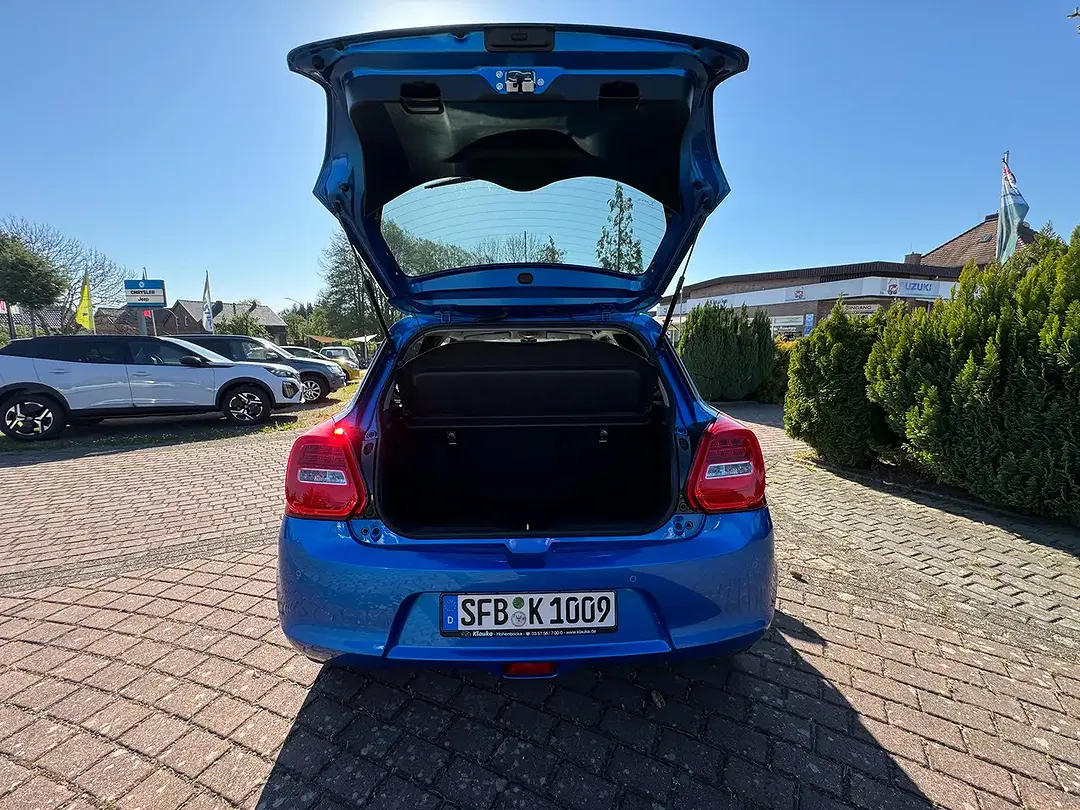 Suzuki Swift - Thumbnail 16