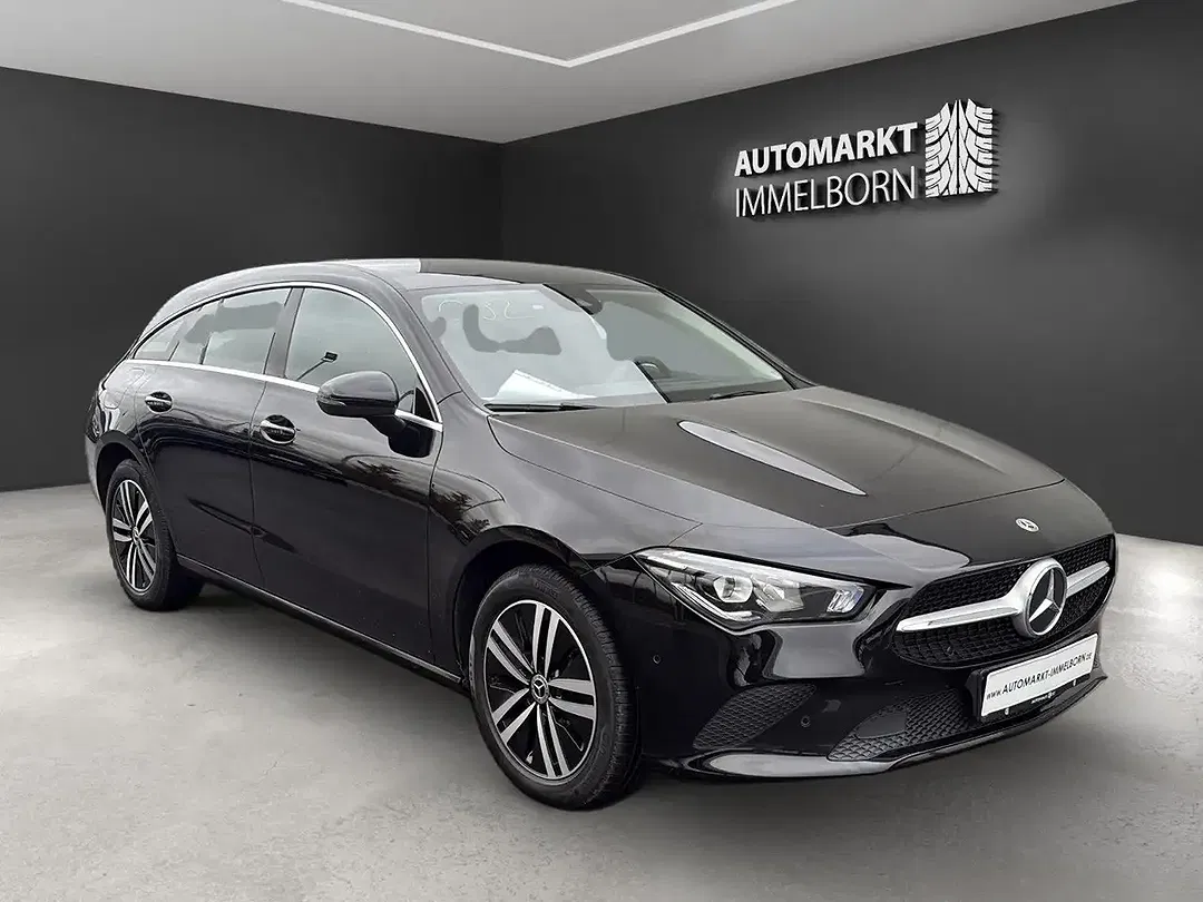 Mercedes-Benz CLA 250 MBUX