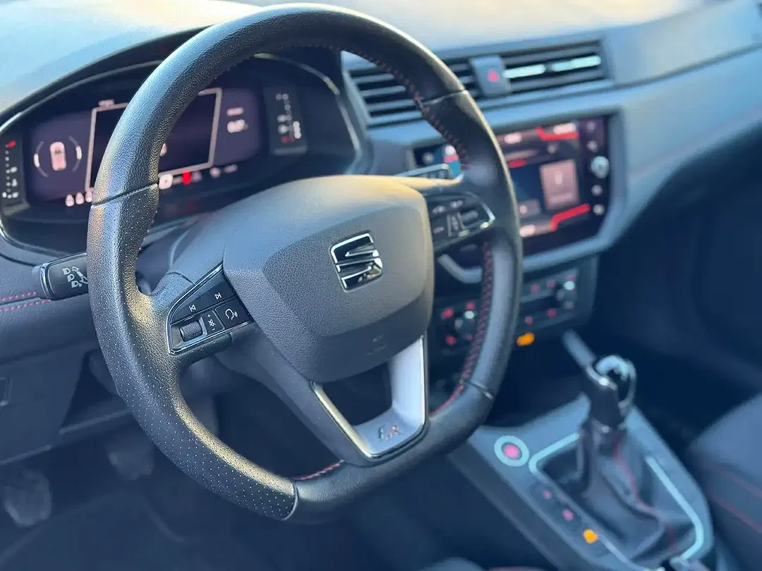 SEAT Ibiza - Thumbnail 12