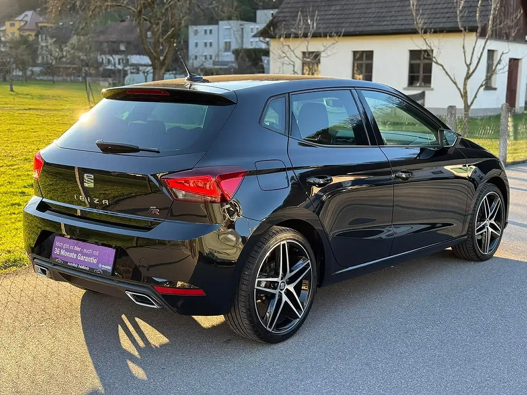 SEAT Ibiza - Thumbnail 3
