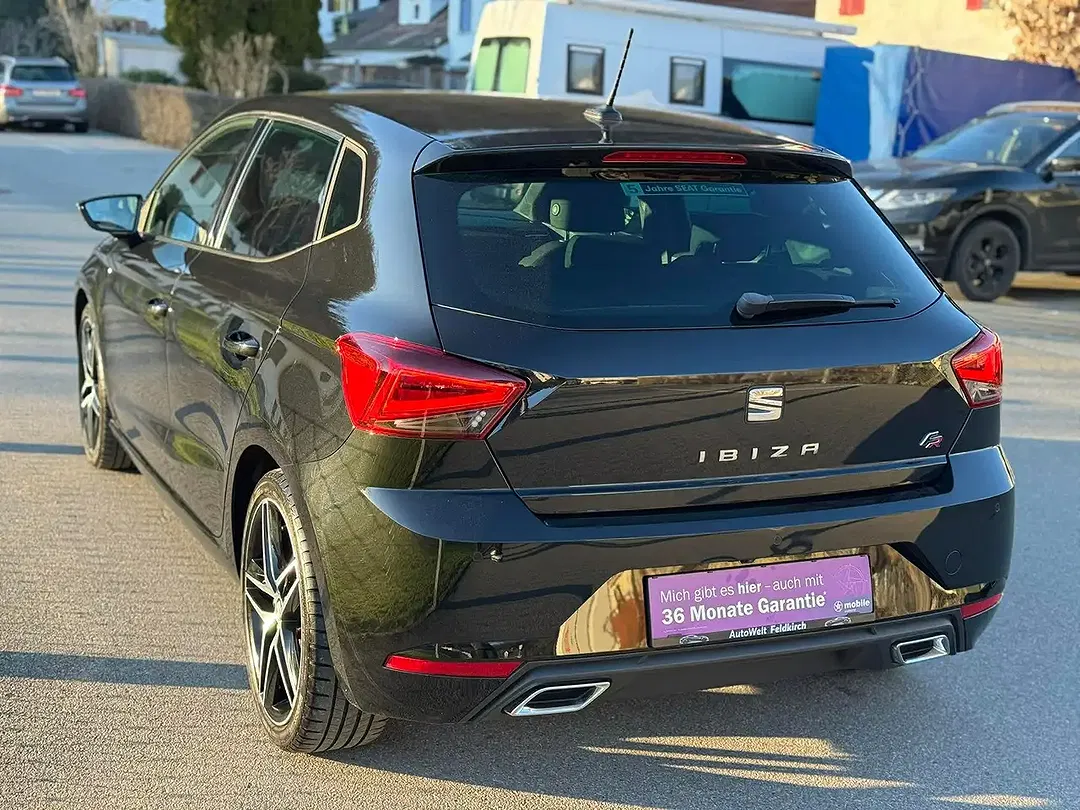 SEAT Ibiza - Thumbnail 5