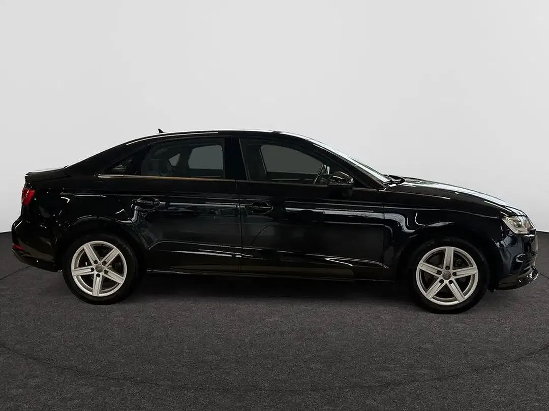 Audi A3 - Thumbnail 3