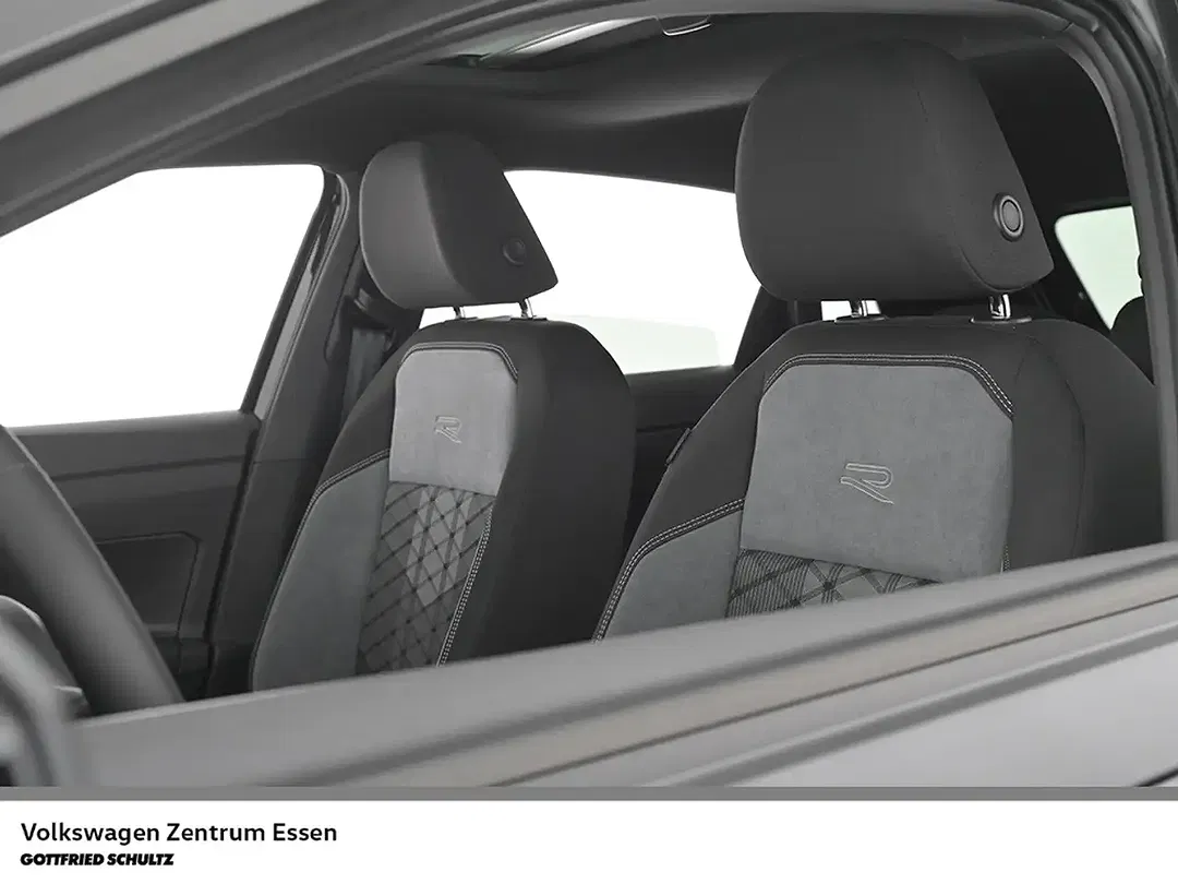 Volkswagen Polo - Thumbnail 9