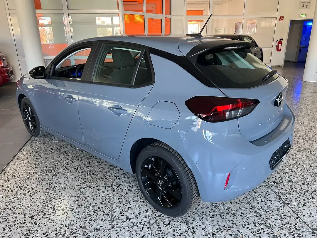 Opel Corsa - Thumbnail 8