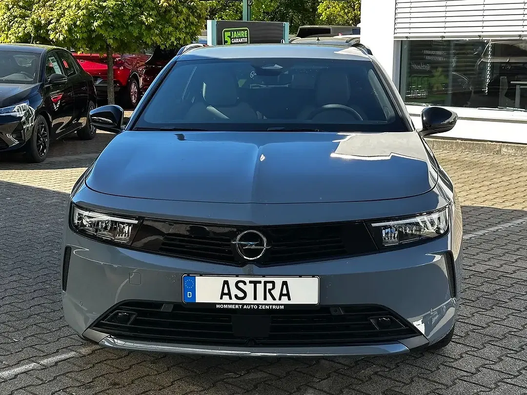 Opel Astra - Thumbnail 2