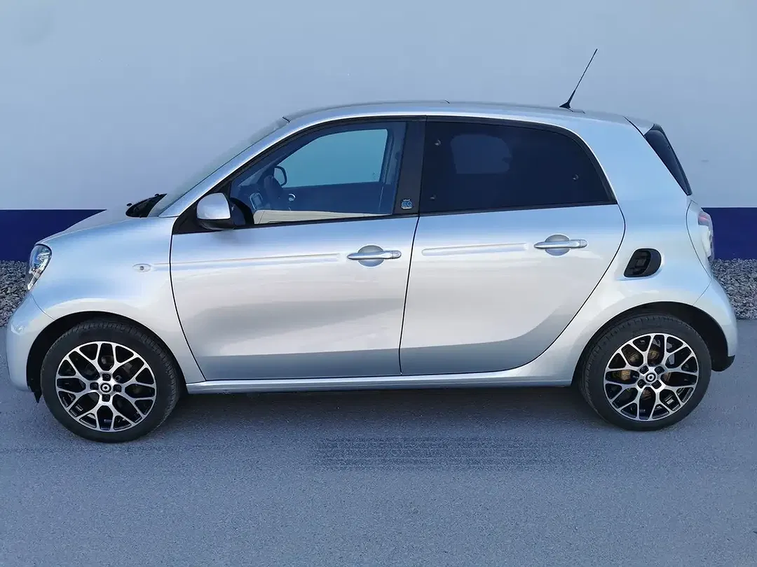 smart forFour - Thumbnail 5