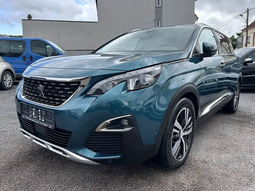 Peugeot 5008 - Thumbnail 3