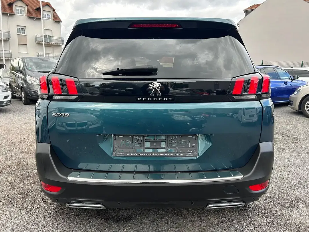 Peugeot 5008 - Thumbnail 6