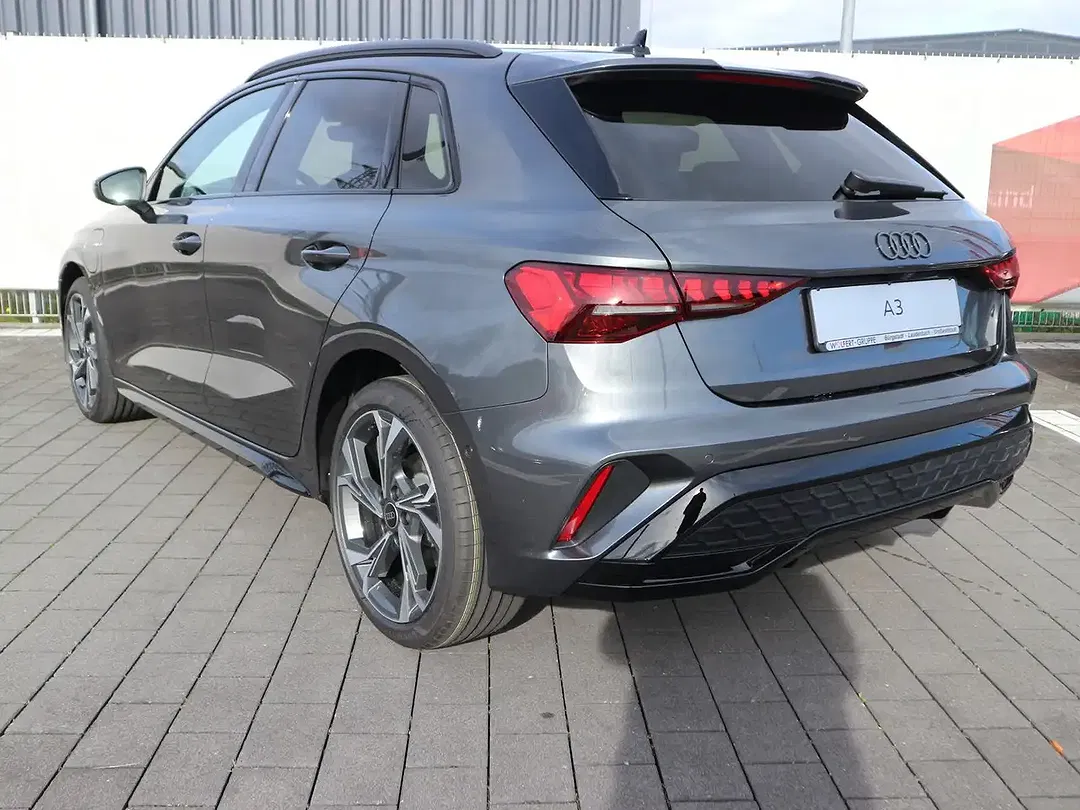 Audi A3 - Thumbnail 3