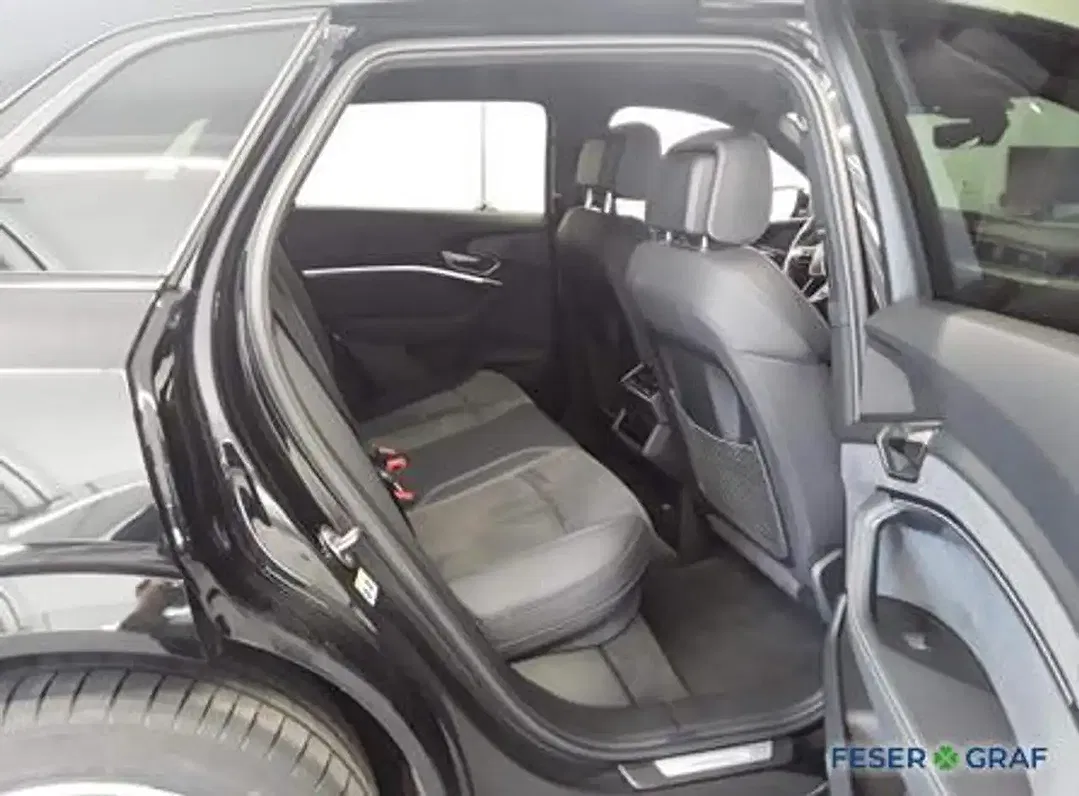 Audi SQ8 e-tron - Thumbnail 6