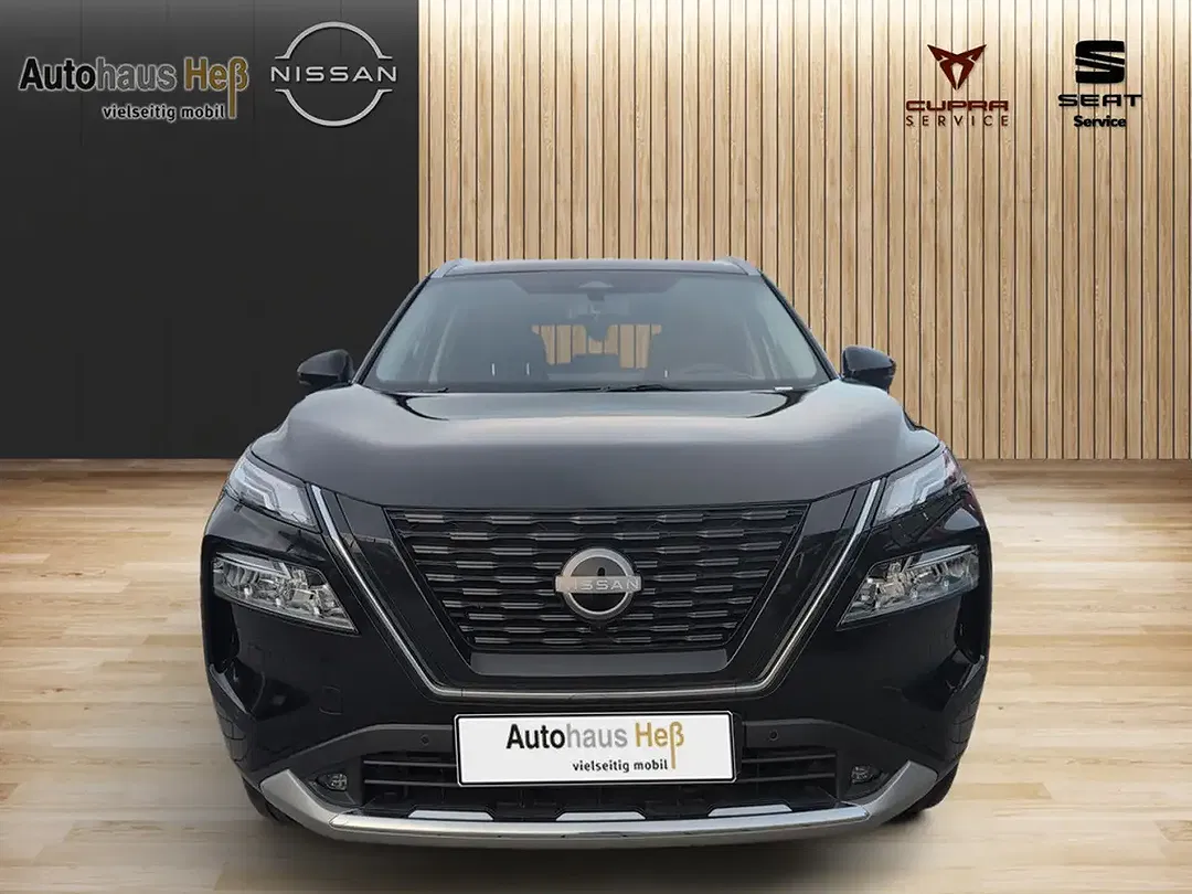 Nissan X-Trail - Thumbnail 2