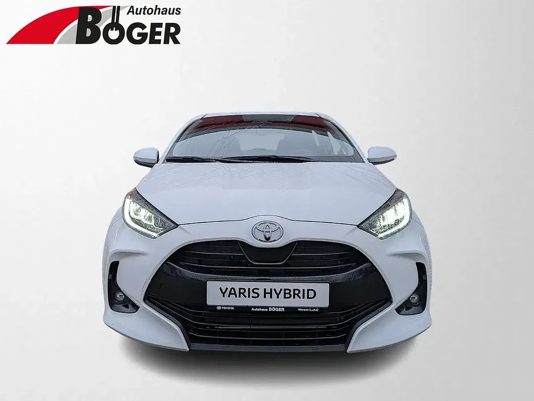 Toyota Yaris - Thumbnail 3