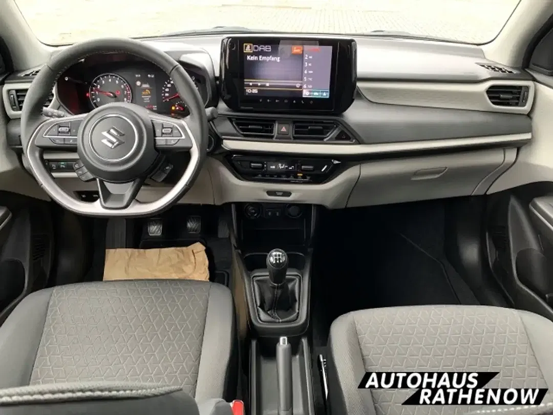 Suzuki Swift - Thumbnail 10