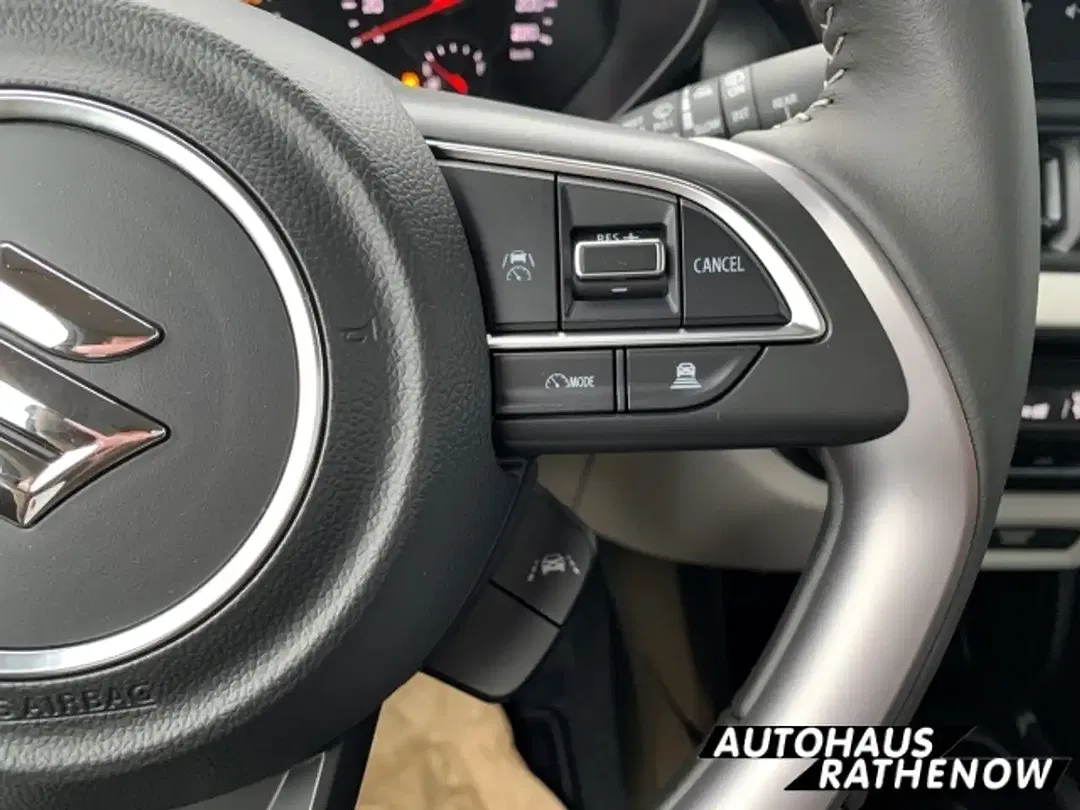 Suzuki Swift - Thumbnail 14
