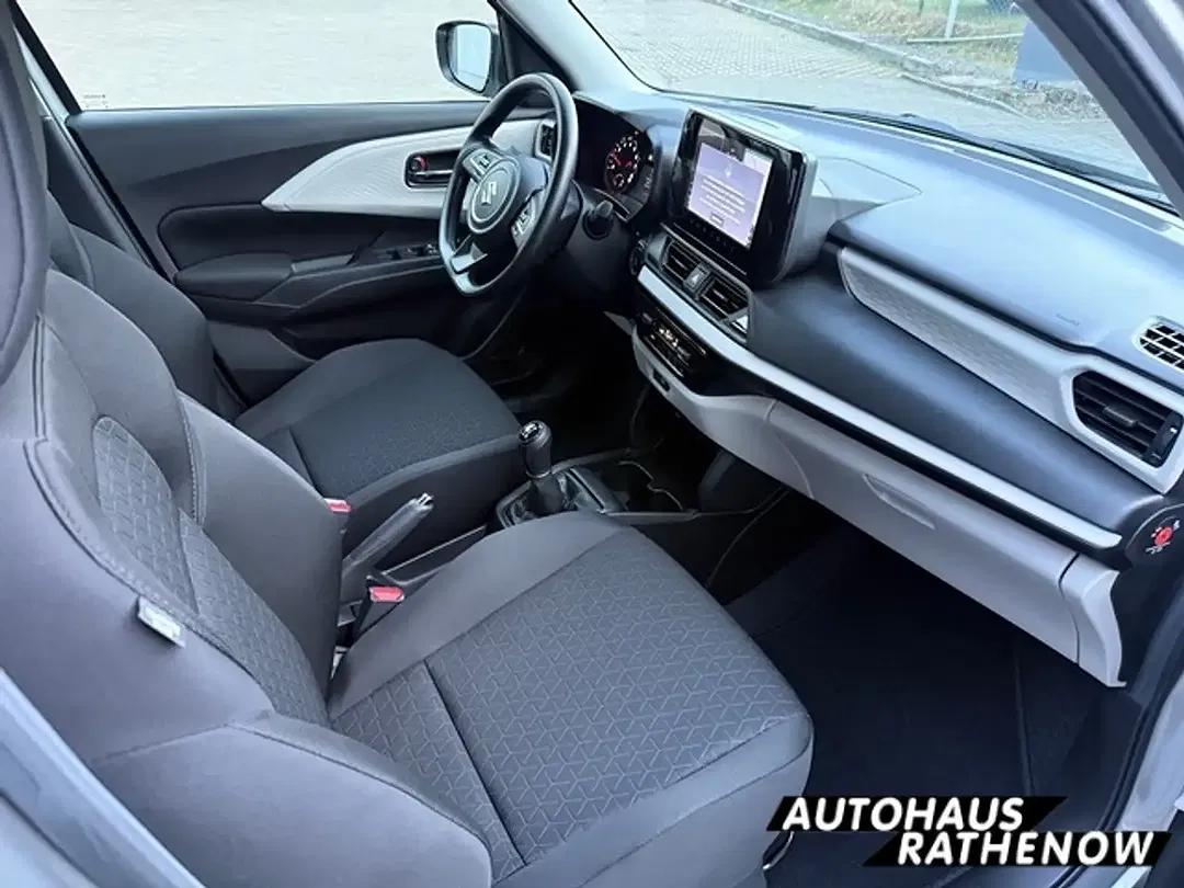 Suzuki Swift - Thumbnail 2