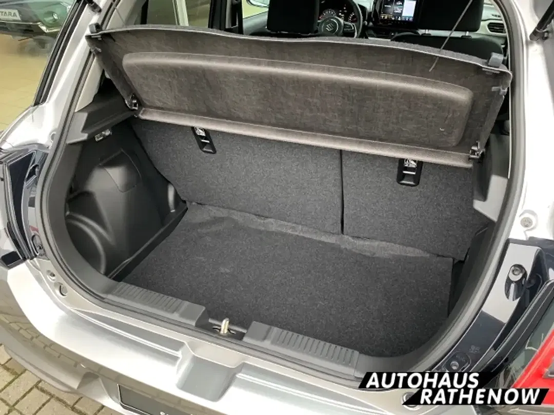 Suzuki Swift - Thumbnail 6