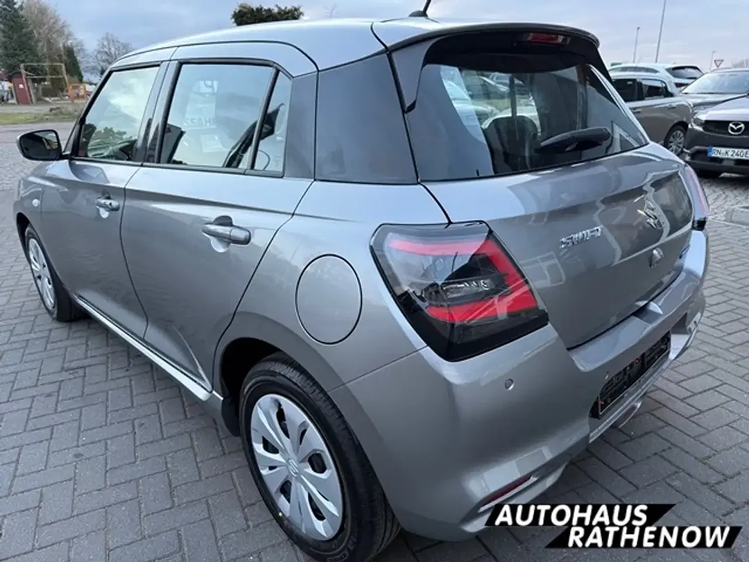 Suzuki Swift - Thumbnail 7