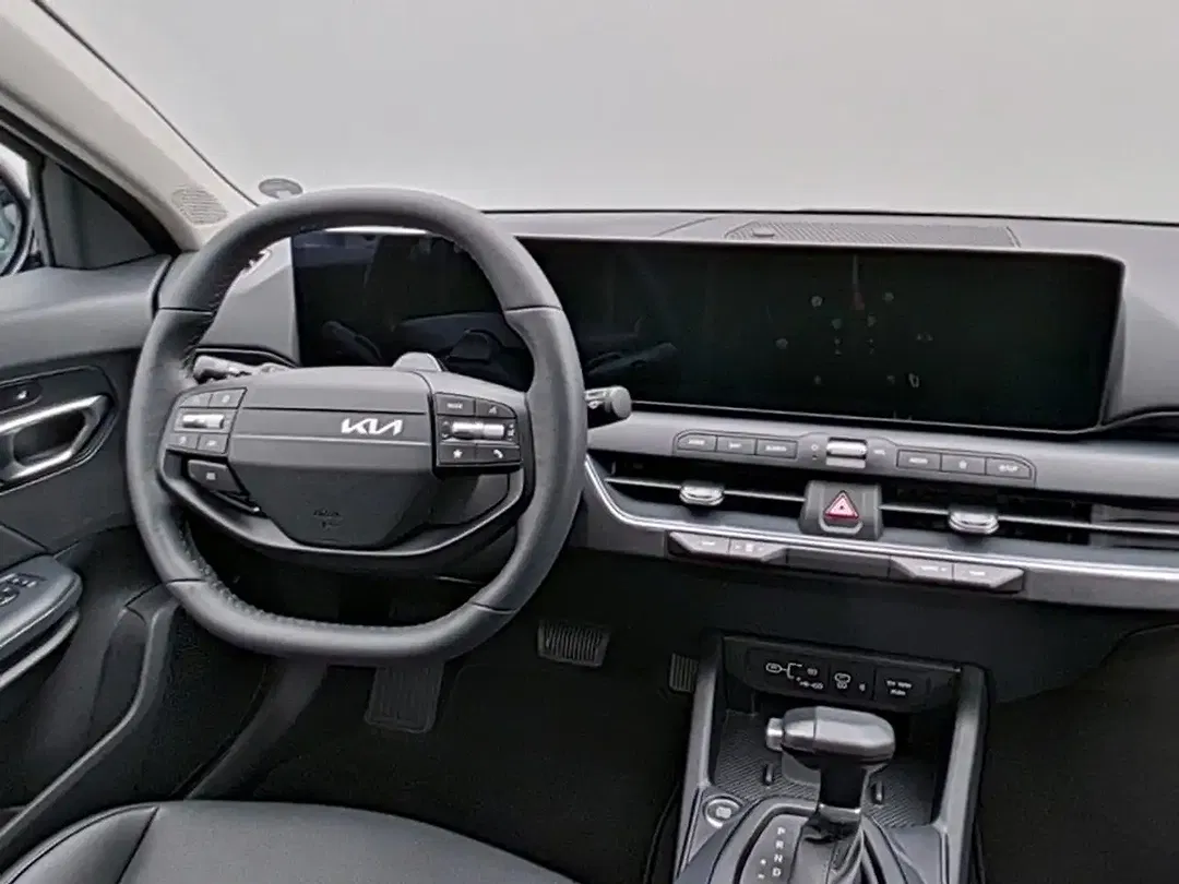 Kia K4 - Thumbnail 11