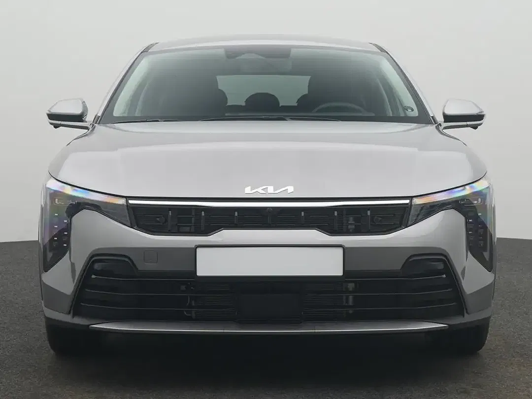 Kia K4 - Thumbnail 1