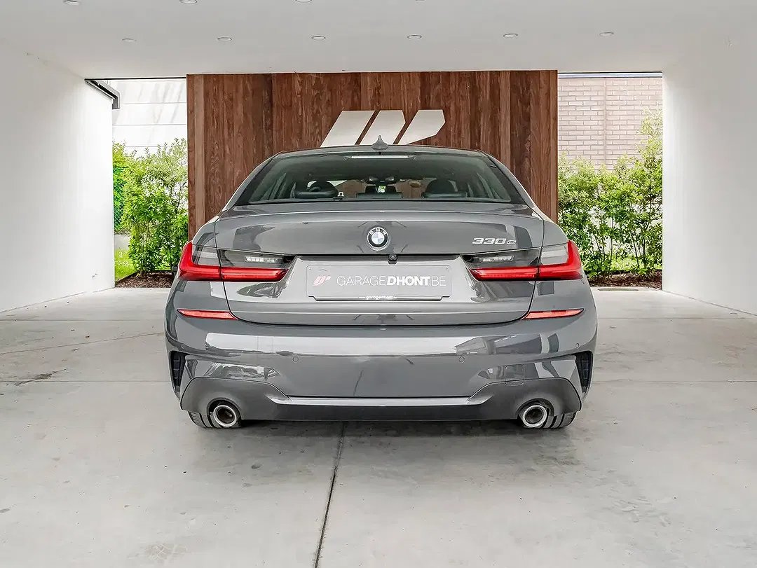 BMW 330 - Thumbnail 7