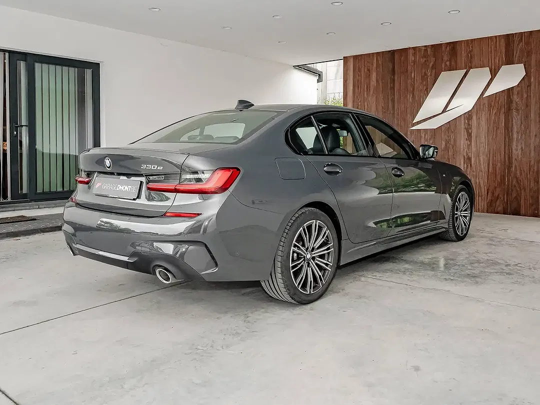 BMW 330 - Thumbnail 8