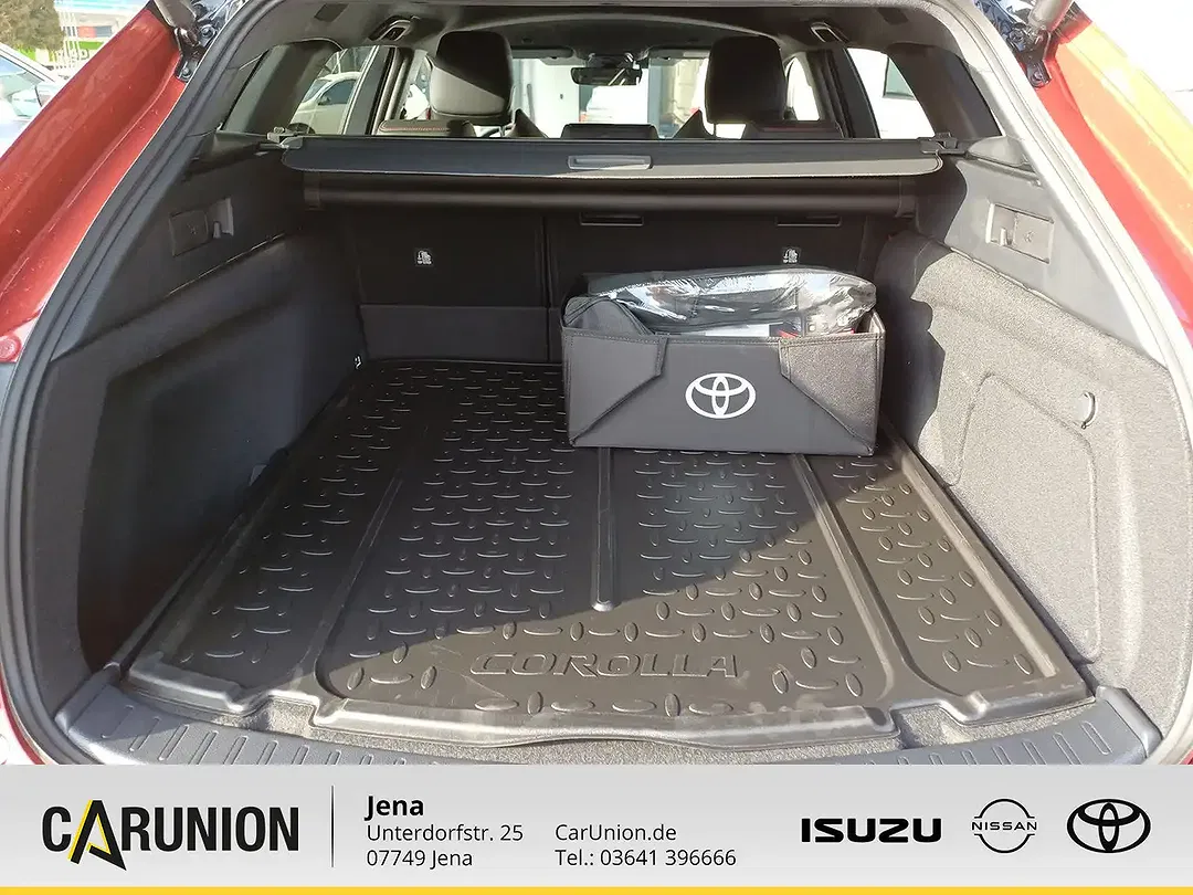 Toyota Corolla - Thumbnail 13
