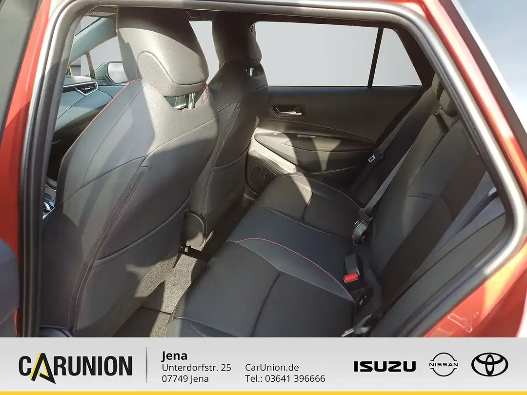 Toyota Corolla - Thumbnail 8