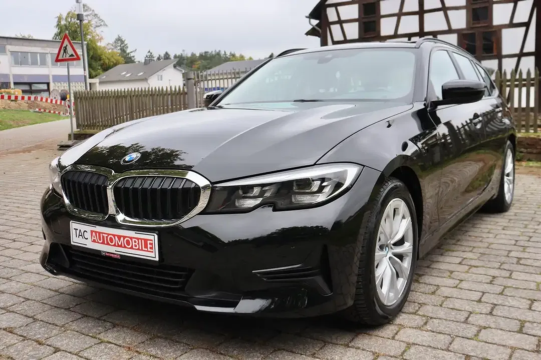 BMW 318 - Thumbnail 8