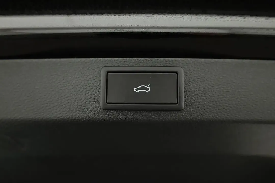 Skoda Karoq - Thumbnail 13