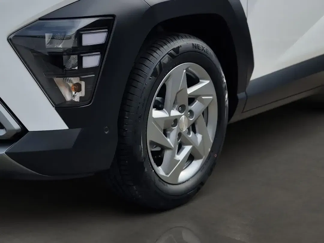 Hyundai KONA - Thumbnail 6