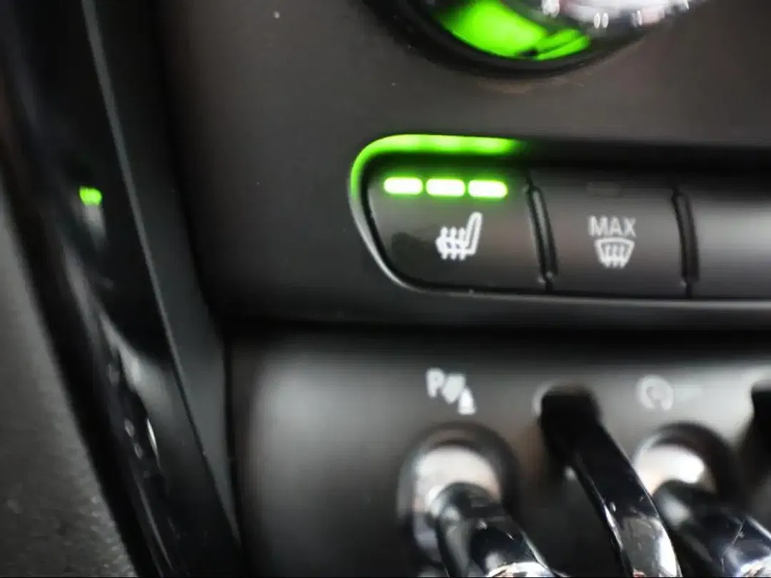 MINI Cooper Clubman - Thumbnail 13