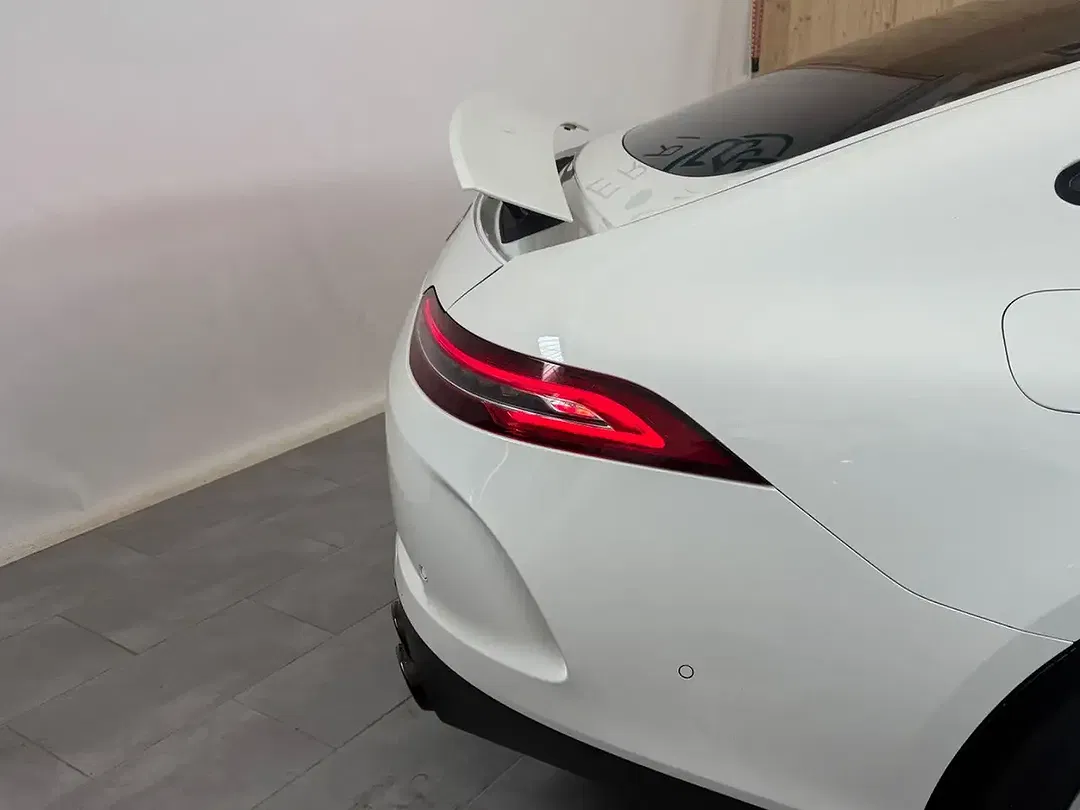 Mercedes-Benz AMG GT - Thumbnail 13