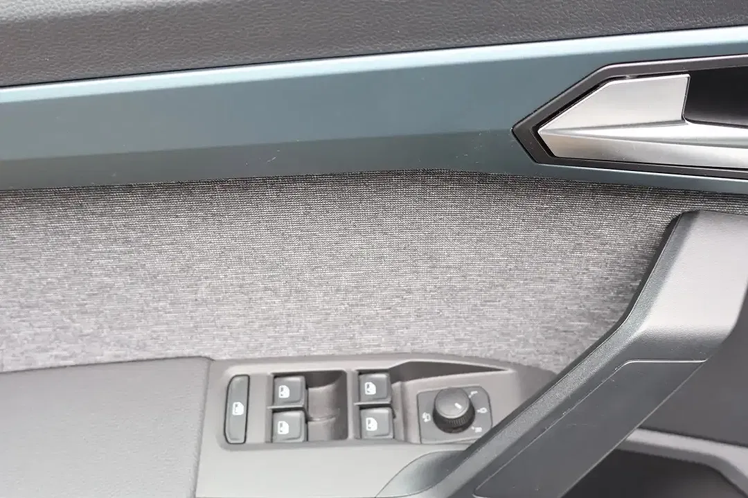 SEAT Arona - Thumbnail 15