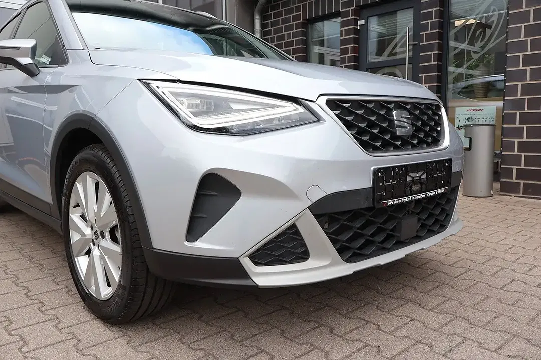 SEAT Arona - Thumbnail 7