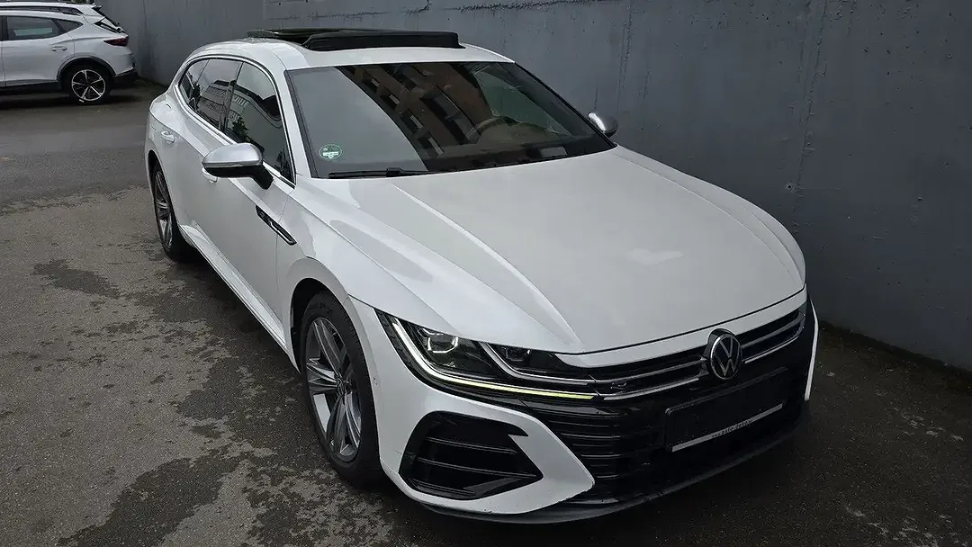 Volkswagen Arteon - Thumbnail 2