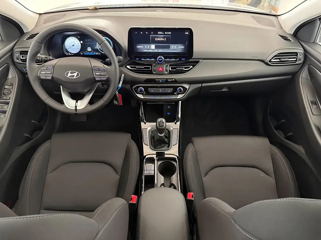 Hyundai i30 - Thumbnail 9