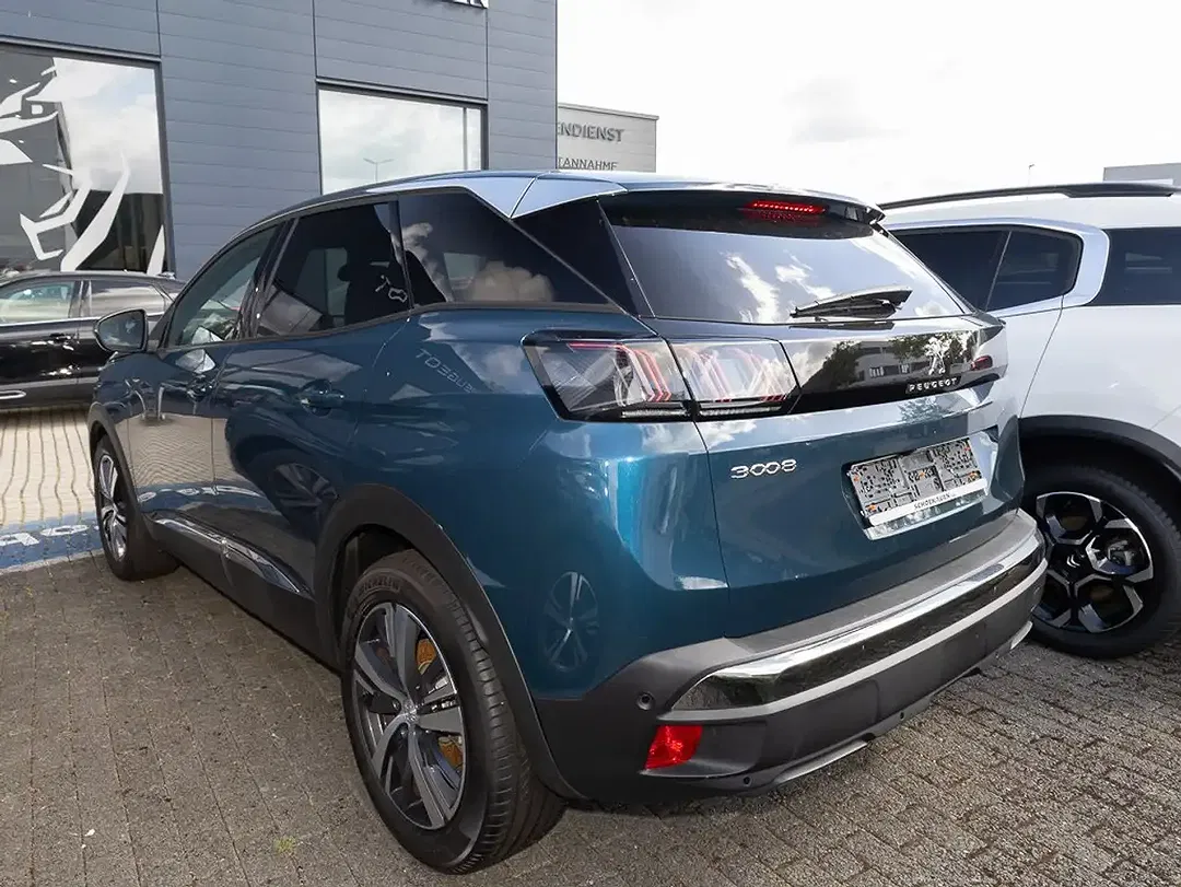 Peugeot 3008 - Thumbnail 3
