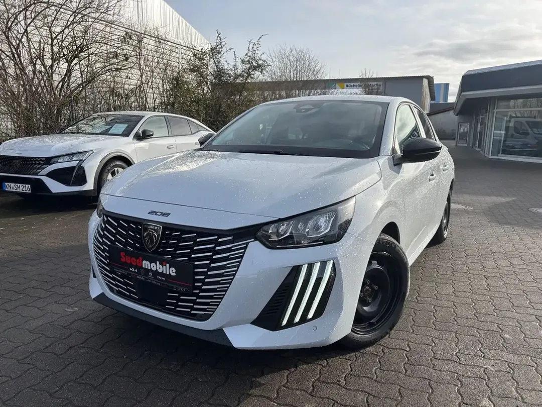 Peugeot 208 - Thumbnail 1