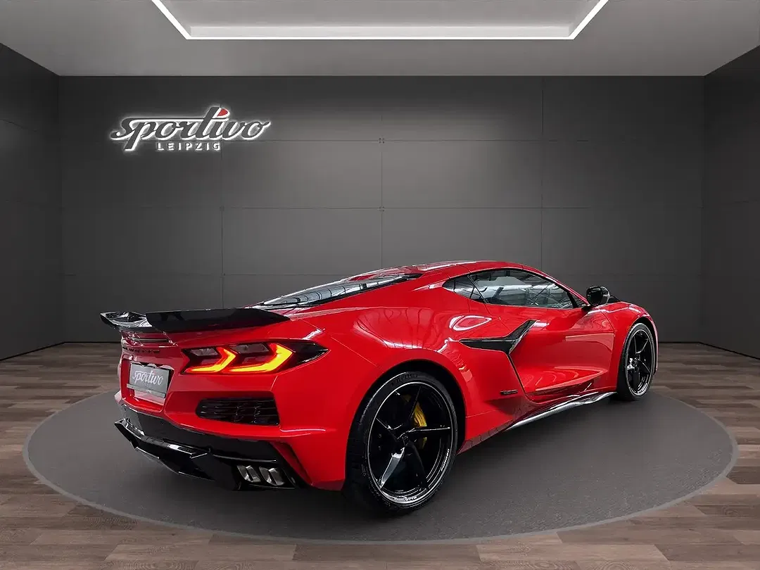 Corvette C8 - Thumbnail 7
