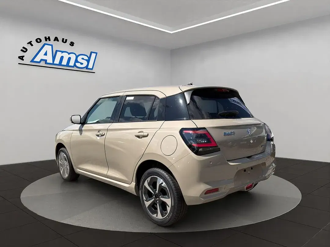 Suzuki Swift - Thumbnail 4