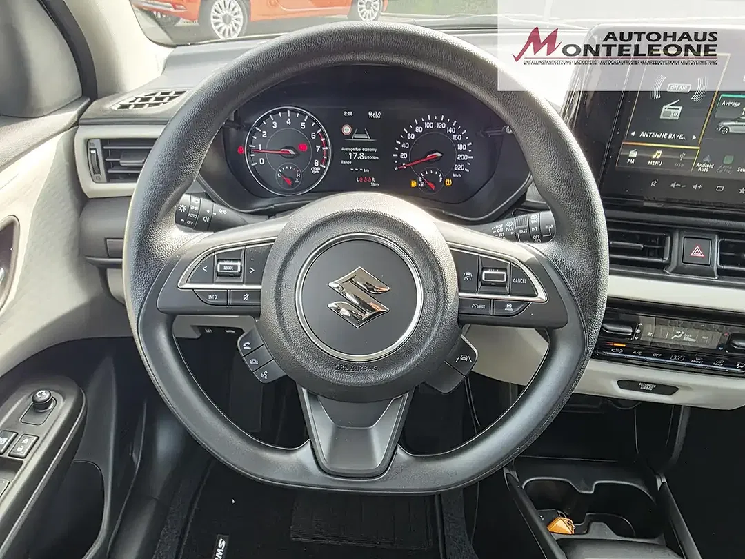 Suzuki Swift - Thumbnail 14