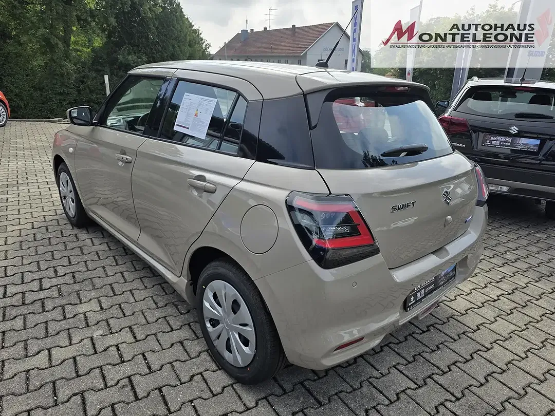 Suzuki Swift - Thumbnail 5