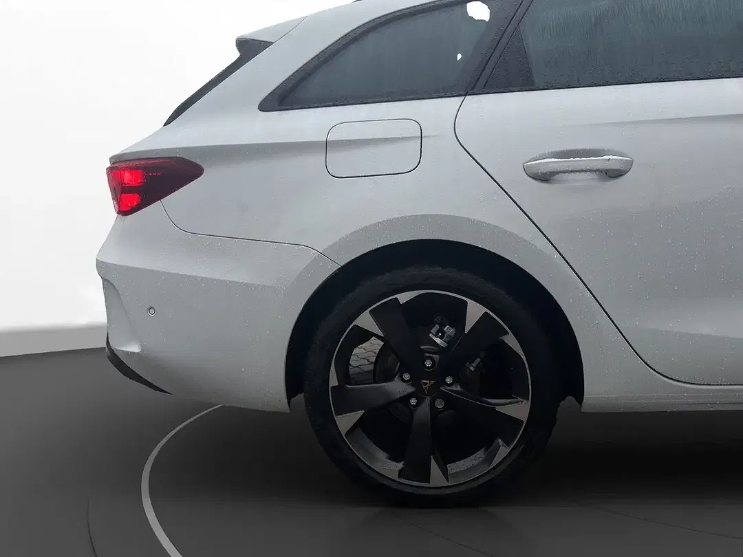 CUPRA Leon - Thumbnail 13
