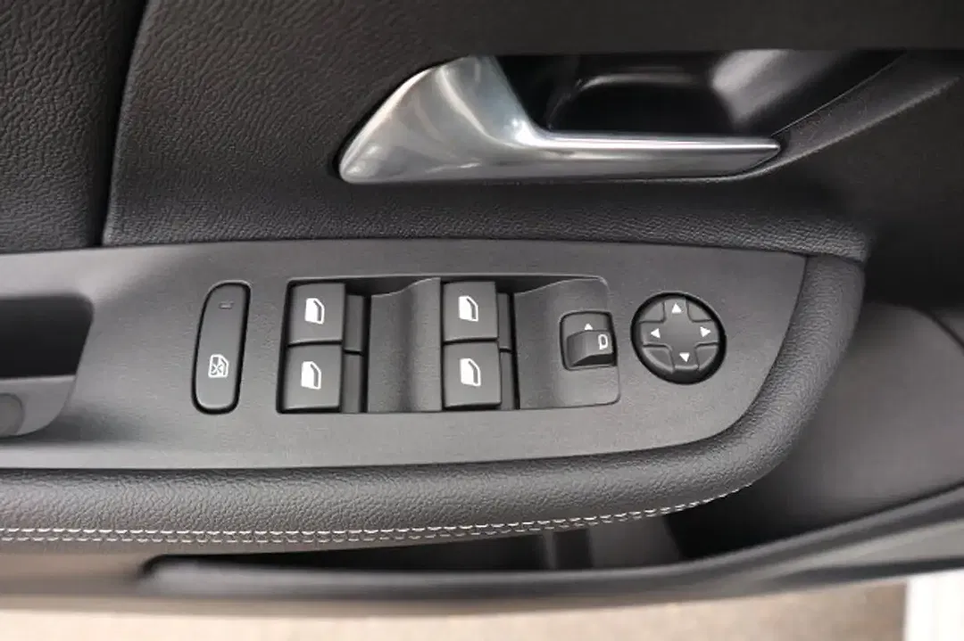 Opel Mokka - Thumbnail 7