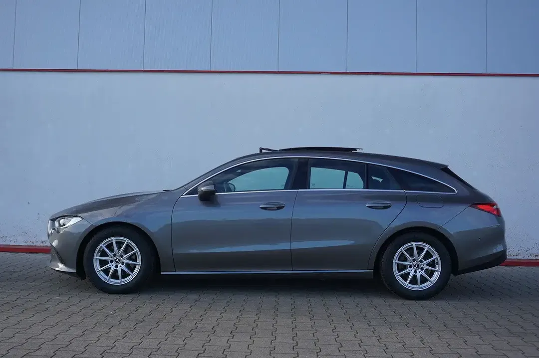 Mercedes-Benz CLA 180 - Thumbnail 3